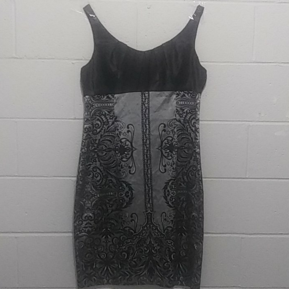 Im selling a Dress